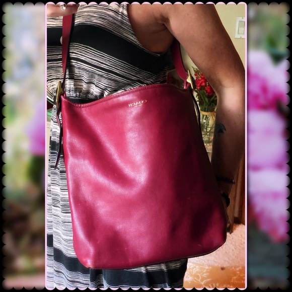 β€οΈCoach Red Leather Shoulder Bag Offers welcome - Picture 11 of 15